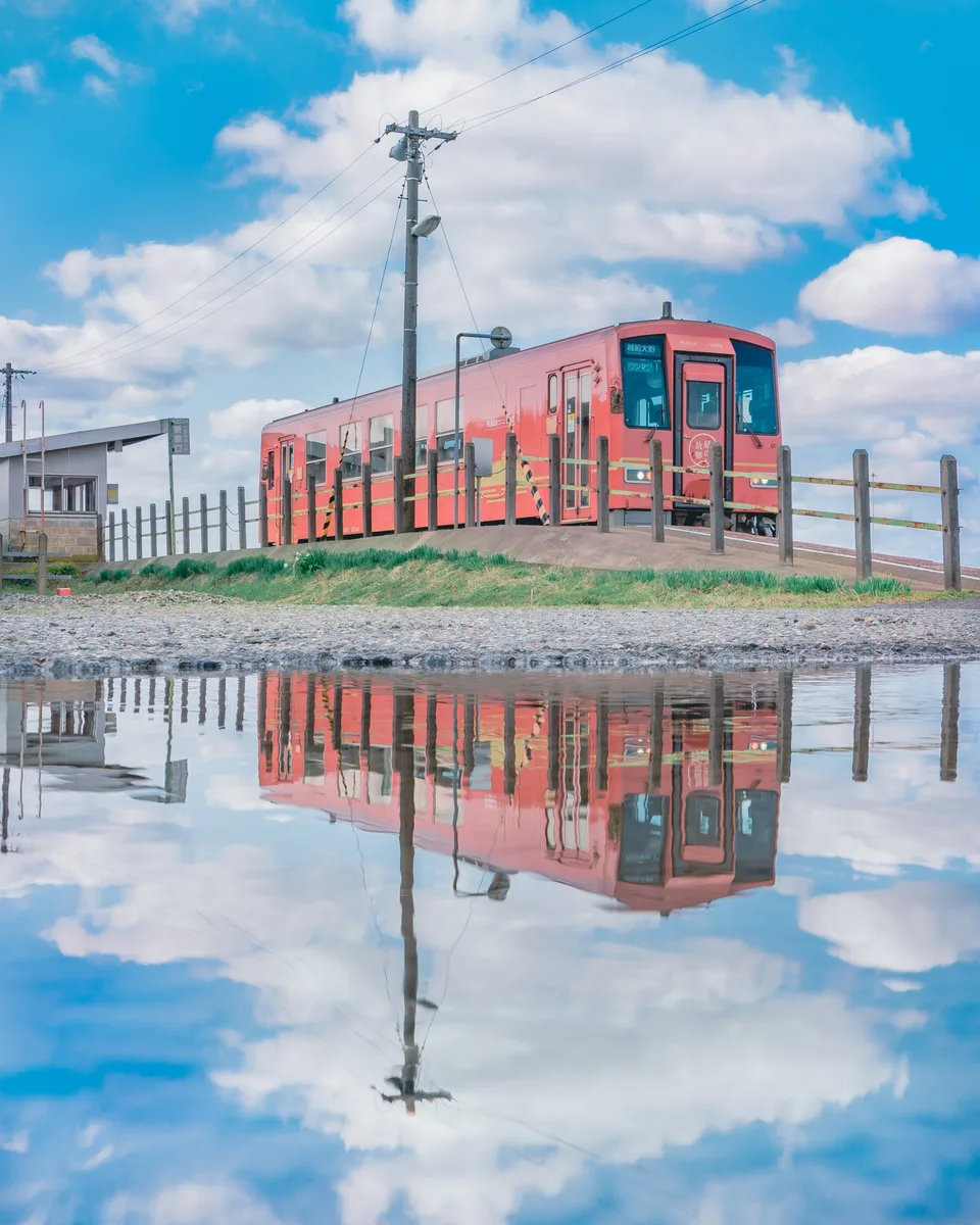train · vehicle · Japan · portrait display
