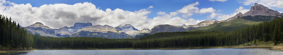 Margaret lake Bighorn No. 8, AB panorama