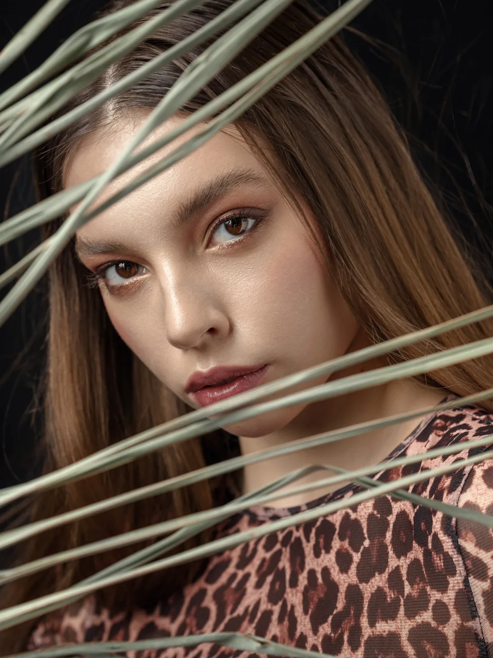 women · model · face · Valentina Suvorova